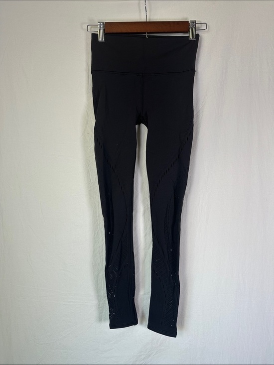 lululemon athletica Pants - lululemon Black Performance Leggings